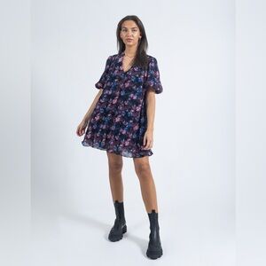 Ganni - Georgette Pleated Mini- EU 42